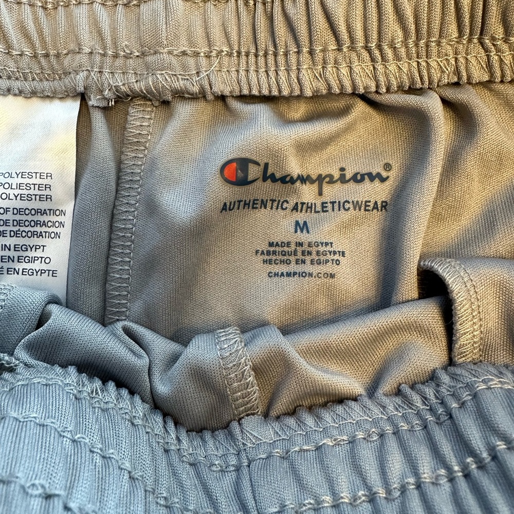 Champion shorts sz M NWT - Picture 4 of 4